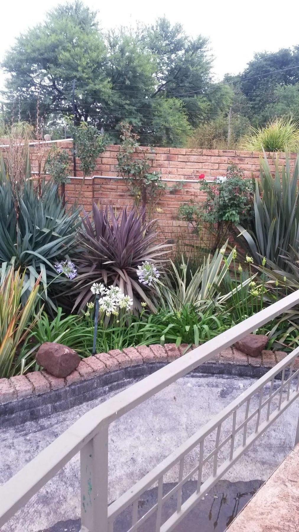 Crystal Rose Lodge Johannesburg Exterior photo